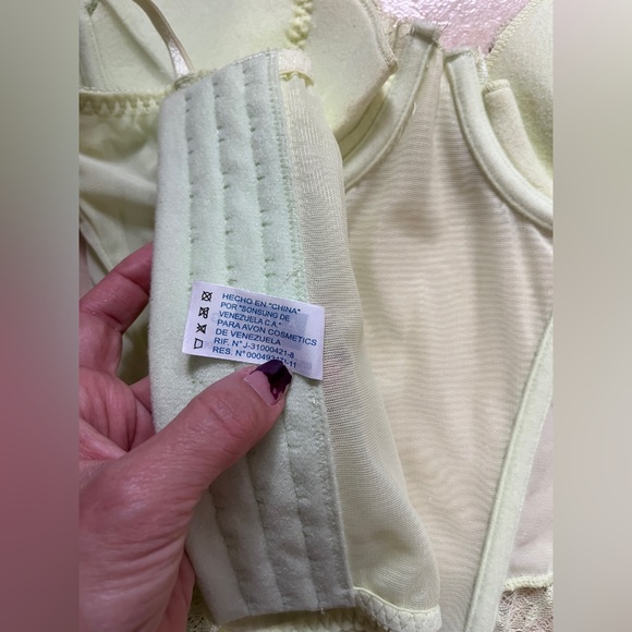 Avon Fashions Womens Corsets & Bustiers Size L(G) Lace Trim Green Mint - Picture 13 of 13